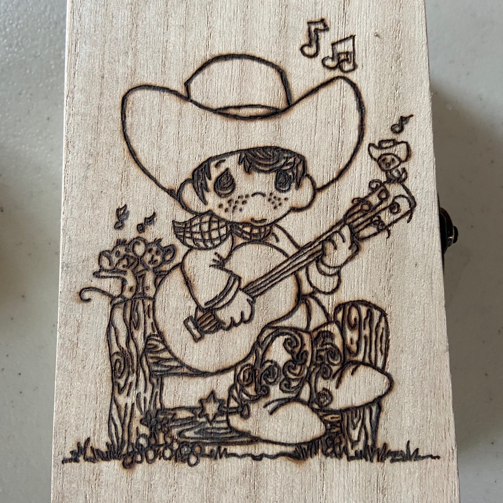 Hand done wood burn memory box (4x6)